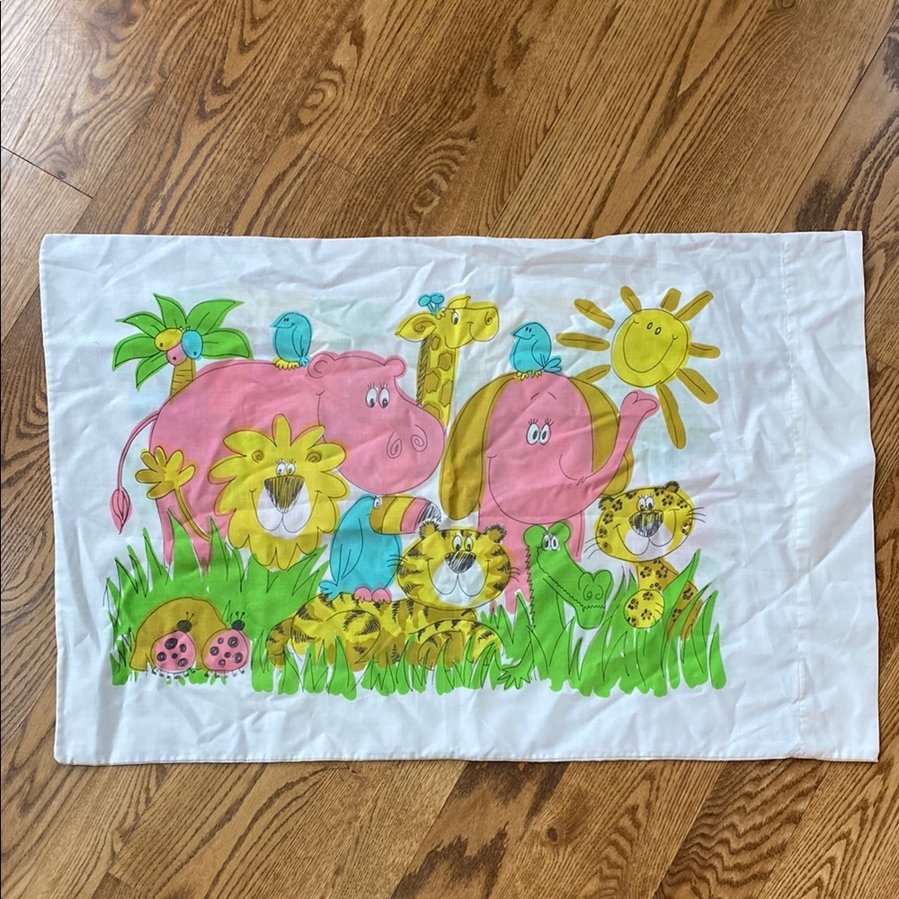Vintage pillowcase “Animal Talk” by Springmaid cotton poly blend cartoon jungle